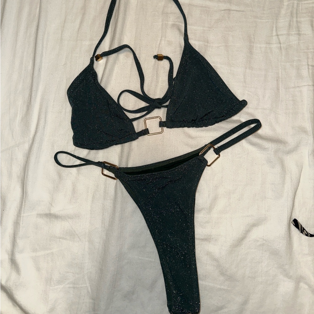 MISSGUIDED Elegant Green Bikini Set